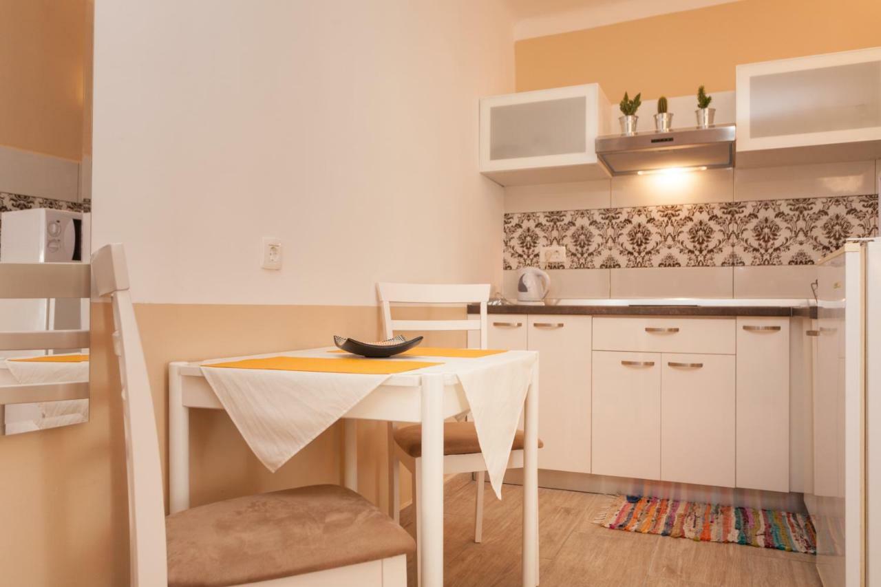 Nice Apartment In The City Center روفينج المظهر الخارجي الصورة