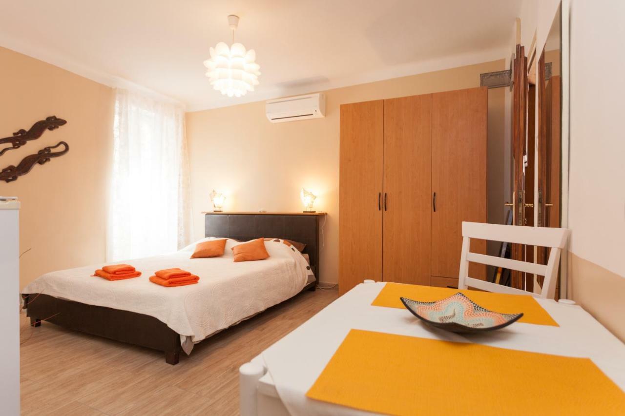 Nice Apartment In The City Center روفينج المظهر الخارجي الصورة